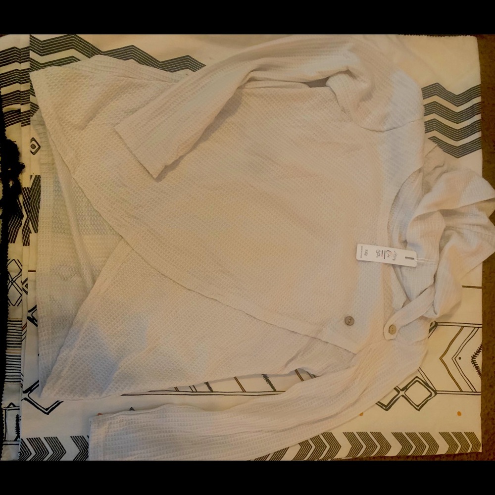 Women’s Creme Sweater